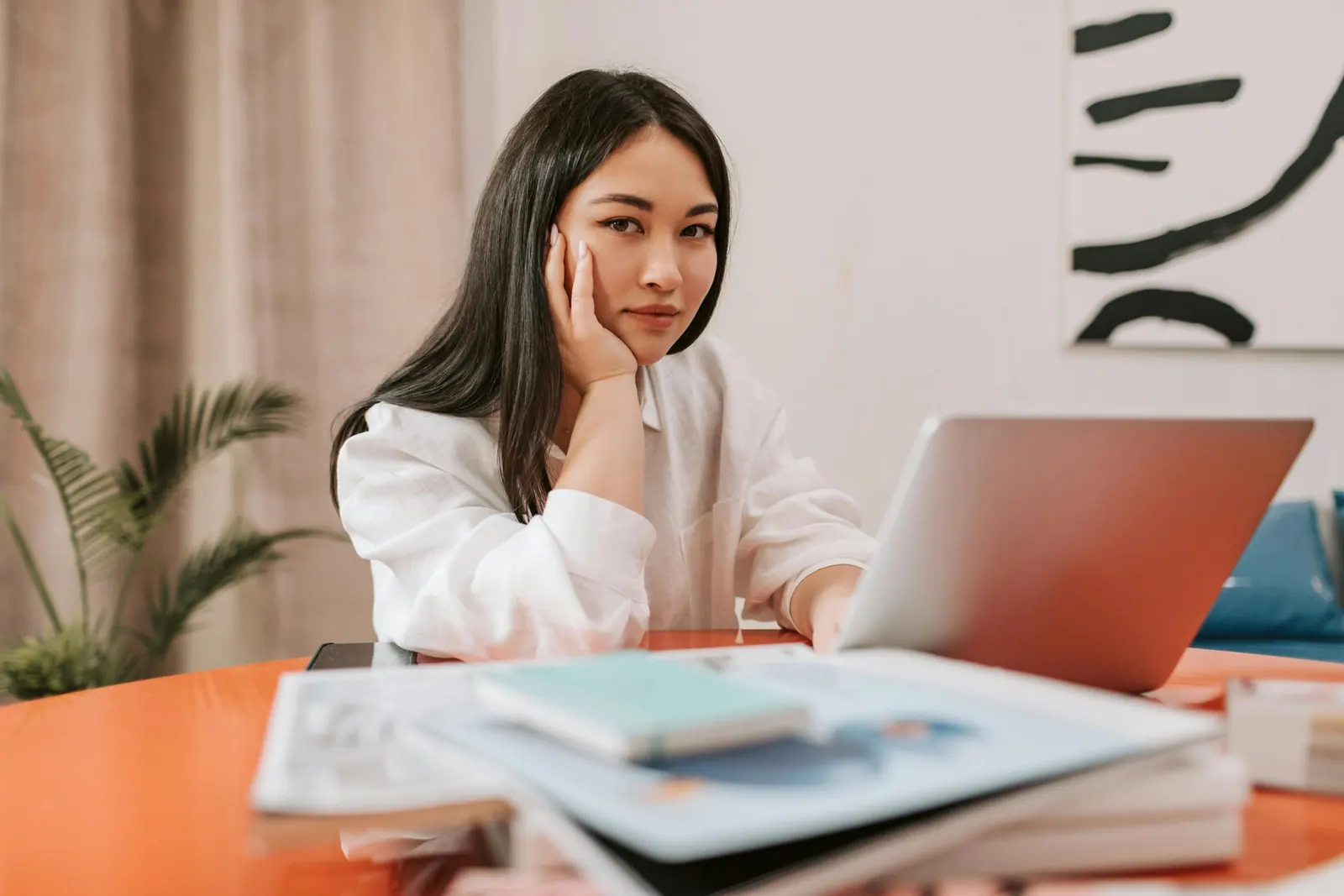 Turn Visitors Into Clients With AI Engagement.